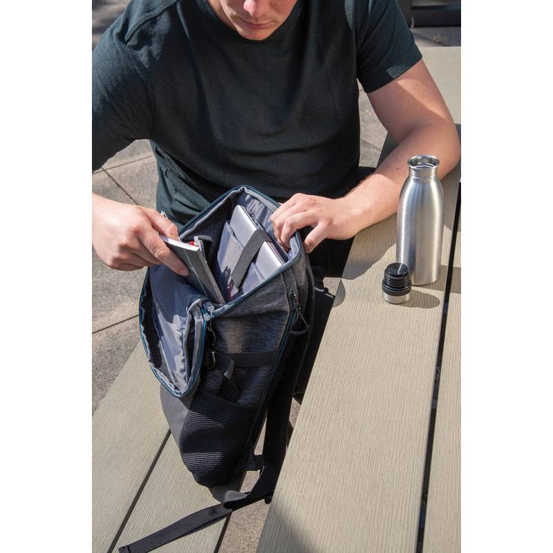 Easy access batoh na 15,6" notebook 900D, čierna Easy access batoh na 15,6" notebook 900D, čierna